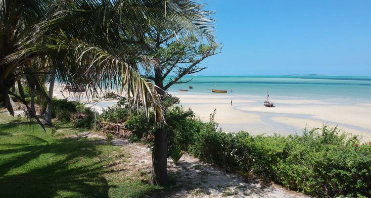 Non- Divers Adventure Package from Vilanculos 7D/ 6N - Across Africa Tours & Travel 4