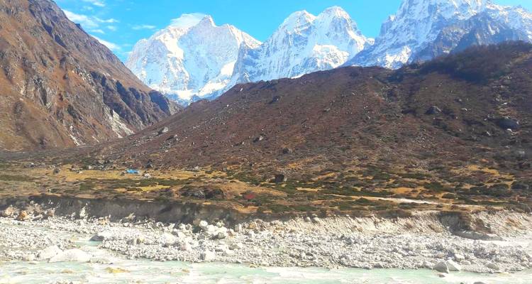 Excursionismo en campamento base sur del Kanchenjunga - Himalayan Trekking Path P.Ltd 3