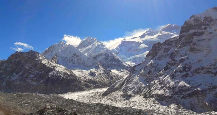 Excursionismo en campamento base sur del Kanchenjunga - Himalayan Trekking Path P.Ltd 8