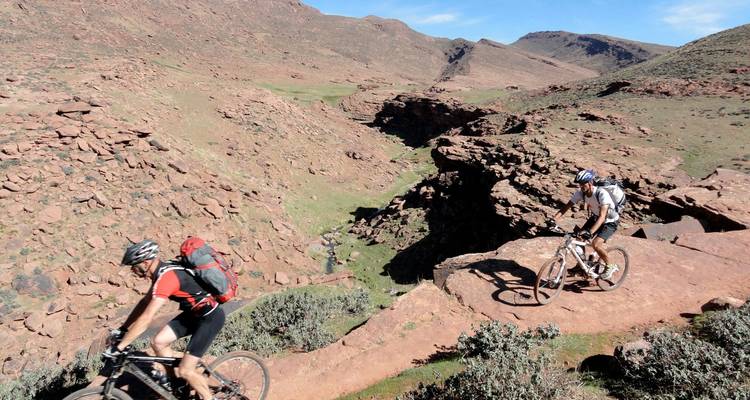 Aventure d'une journée en vélo : Découvrez les vallées et villages berbères dans les montagnes de l'Atlas - MTB in Morocco 6
