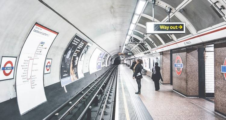 La quête de Londres à Barcelone (hiver, départ de Londres) - Contiki 3