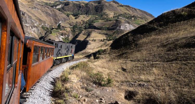 Ecuador - Andes to Amazon - Explore! 6