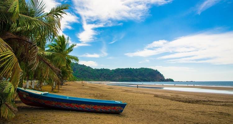 Surf Costa Rica (Bajo petición) - Destination Services Costa Rica 1