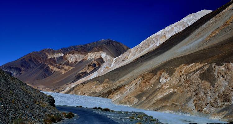 In The Land Of Lama - The Great Ladakh Tour - MTA Destination Management Company 9