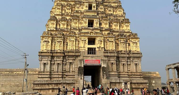 Explorando Vijayanagara: circuito de un día completo a Hampi - Agora Voyages OPC Pvt Ltd 9