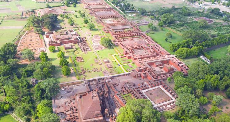 Voyage à travers l'ancien Bihar : Excursion d'une journée à Nalanda et Rajgir au départ de Bodhgaya - Agora Voyages OPC Pvt Ltd 2
