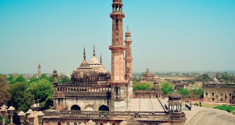 El legado de Lucknow: una expedición de un día entero por el patrimonio - Agora Voyages OPC Pvt Ltd 2