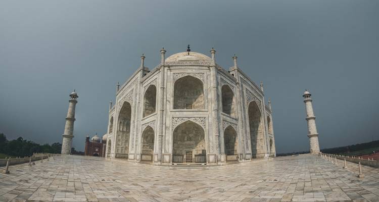 El legado de Lucknow: una expedición de un día entero por el patrimonio - Agora Voyages OPC Pvt Ltd 7