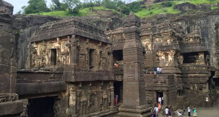 Vislumbres del pasado: circuito de un día a Ellora y Aurangabad - Agora Voyages OPC Pvt Ltd 6