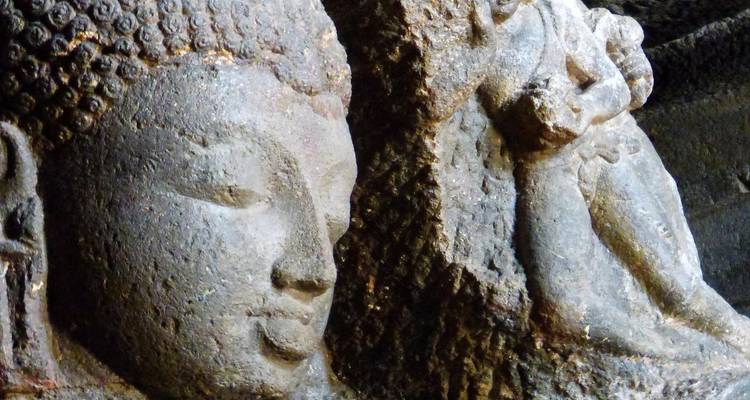 Vislumbres del pasado: circuito de un día a Ellora y Aurangabad - Agora Voyages OPC Pvt Ltd 9