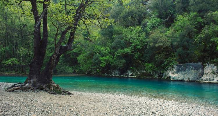 National Park Vikos - Aoos tour. Discover mountains and villages of Northern Greece - Nomadspath 8