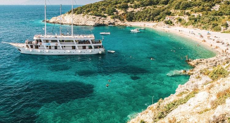 Voile sur l'île de Croatie (Premium) - Contiki 1