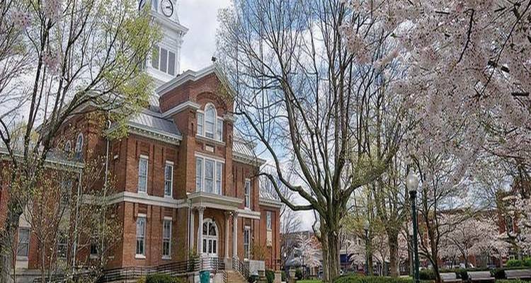 Dollywood and Nashville Escorted Tour - Travelling Time 9
