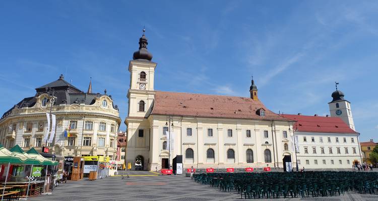 Transylvanian Medieval Castles & Fortified Churches Tour – 4 days - TravelMaker  3