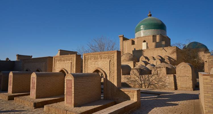 Highlights of Ancient Uzbekistan & Ultimate Trek in Tajikistan (Small Group) - 17 Days - Paramount Journey 7