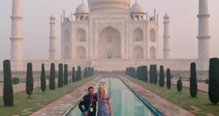 Private Taj Mahal Tour from Jaipur with Transfer to Delhi - Travel Creators Of India 6