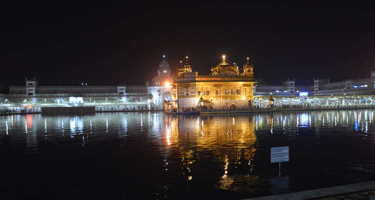 India Espiritual - Yoga, Ganges y templo Dorado - MTA Destination Management Company 10