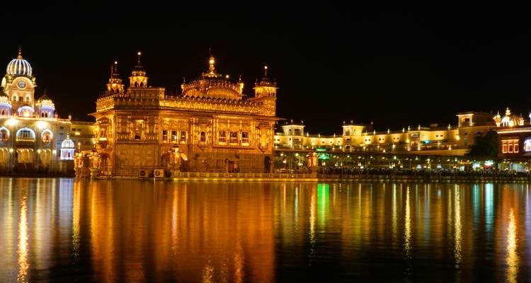 India Espiritual - Yoga, Ganges y templo Dorado - MTA Destination Management Company 6