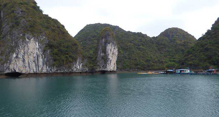 Circuit de 10 jours au Vietnam - Hanoi - Baie d'Halong - Hue - Hoi an - Ho chi Minh Explorer les destinations phares du Vietnam - LVP Travel 10