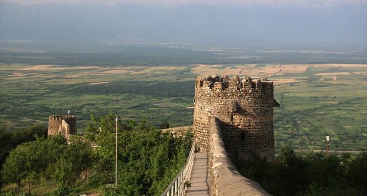 Circuit privé Tbilissi - Kakheti - Zaqatala - Sheki - Bakou pour 7 jours - Azerbaijan Guide 1