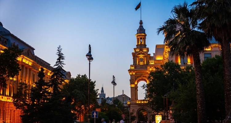 Circuit privé Tbilissi - Kakheti - Zaqatala - Sheki - Bakou pour 7 jours - Azerbaijan Guide 3