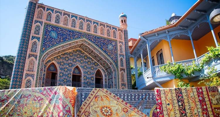 Circuit privé Tbilissi - Kakheti - Zaqatala - Sheki - Bakou pour 7 jours - Azerbaijan Guide 6