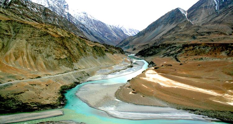 Paradise On Earth - Ladakh And Kashmir !! - MTA Destination Management Company 8