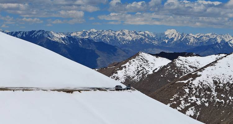 Paradise On Earth - Ladakh And Kashmir !! - MTA Destination Management Company 10
