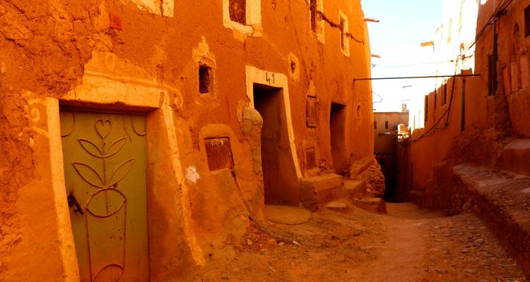Circuit de 2 jours de Marrakech au désert de Zagora via l'Atlas et la vallée du Draa : Glamping à Erg Lihoudi - Circuit privé - Explore Morocco Travel 9