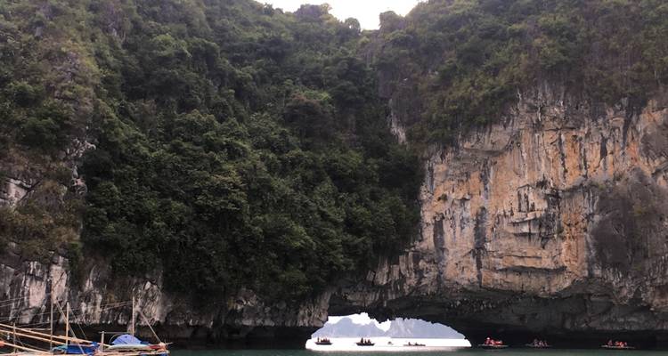 Privé - Colors Of The North Vietnam 8 Days Tour - Luco Travel & Trade  7