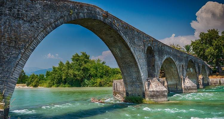 Magnífico viaje por Grecia y Albania: lugares de la UNESCO y otros destinos destacados en un viaje de 19 días desde Igoumenitsa - Monterrasol Travel 3
