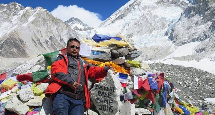 Kongde Everest excursionismo 10 días 9 noches - Mega Mount Treks and Expedition Pvt.Ltd.  2