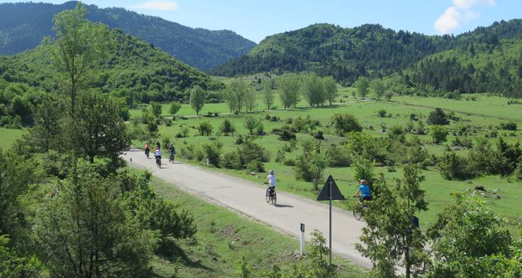 Cyclisme dans les Balkans ( 4 Pays Albanie, Macédoine du Nord, Kosovo, Monténégro) - Cycle Albania 4
