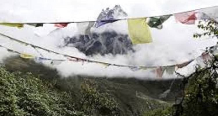 Ascensión al pico Kanchenjunga Bokto 26 días 25 noches - Mega Mount Treks and Expedition Pvt.Ltd.  1