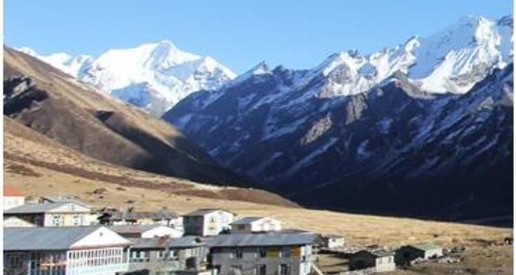 Excursionismo en Langtang Helambu - Ace the Himalaya 5