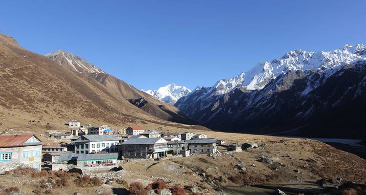 Excursionismo en Langtang Helambu - Ace the Himalaya 7