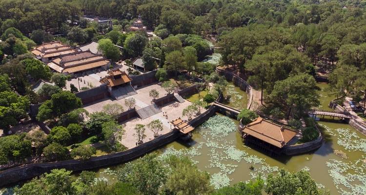 Heritage & Traditional of Vietnam In 13 Days - Private Tour - Realistic Asia 9