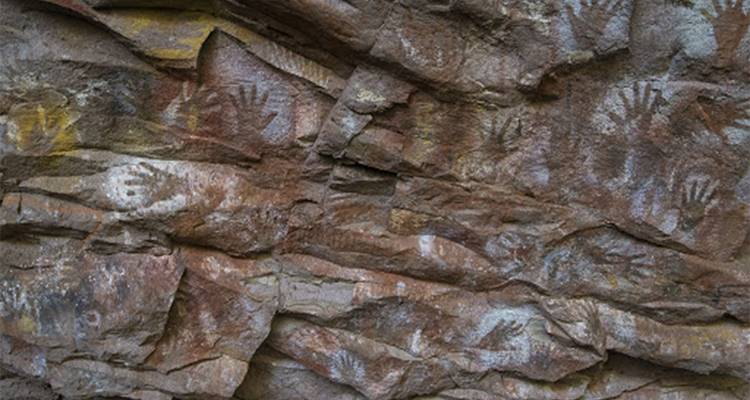 Argentina & Chile: Santa Cruz's Cave of Hands: Nature and Mysticism - Receptivo Aborigen Tours 10