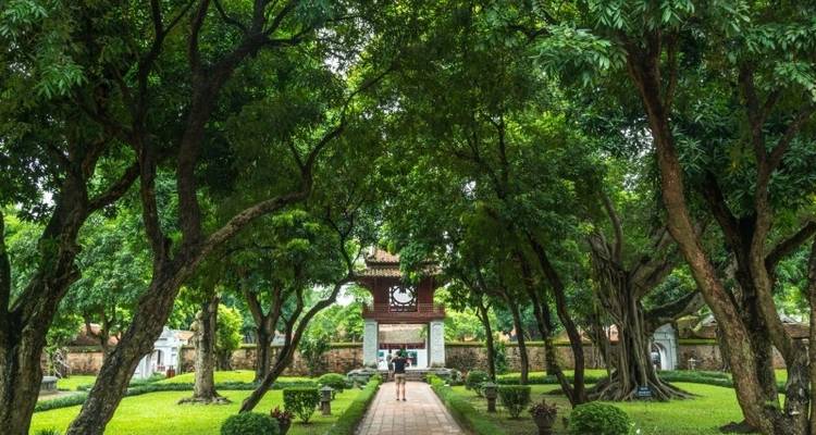 VIETNAM HIGHLIGHTS TOUR - Tweet World Travel 8