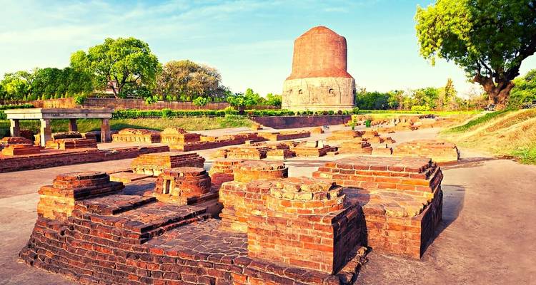 Varanasi with Taj Mahal Tour - UncleSam Holidays 7