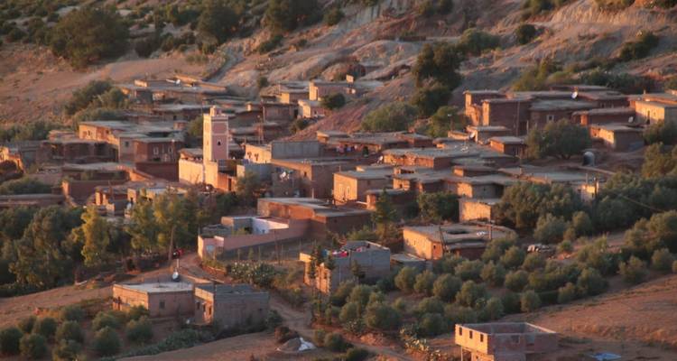 Circuito privado de 4 días de Agadir a Marrakech con noche en campamento de lujo en el desierto de Erg Chegaga - circuito privado - Explore Morocco Travel 7