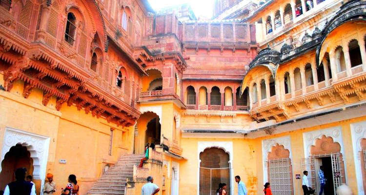Escorted India Tour - UncleSam Holidays 9