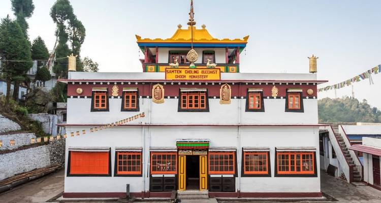 Viaje al noreste de la India con Pelling - UncleSam Holidays 1