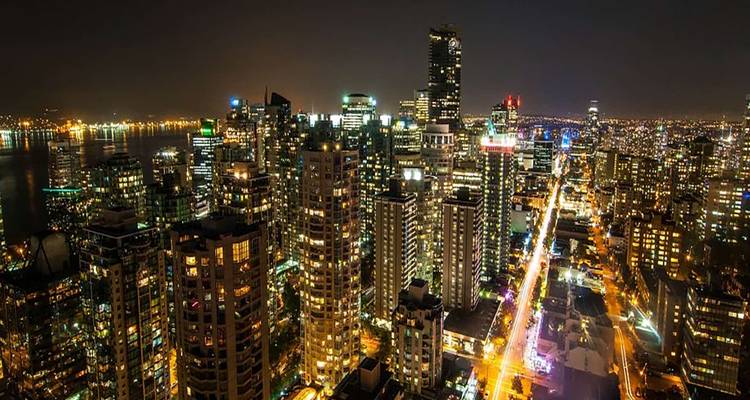 Half-Day Private Guided City Tour of Vancouver for Couples - Globalduniya 4
