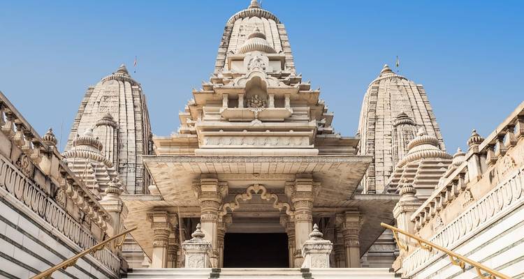 Brahmaputra Cruise with Northern India Tour - UncleSam Holidays 2