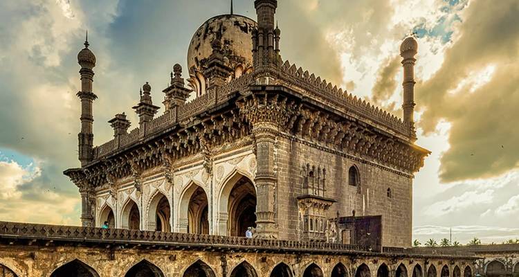 Dynamic Duo: Hyderabad and Bijapur Heritage Trail - Agora Voyages OPC Pvt Ltd 7