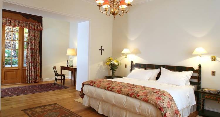 Exclusive 7days Romantic Escape in the Wine Region & Rapa Nui (Easter Island) New - Signature DMC 4