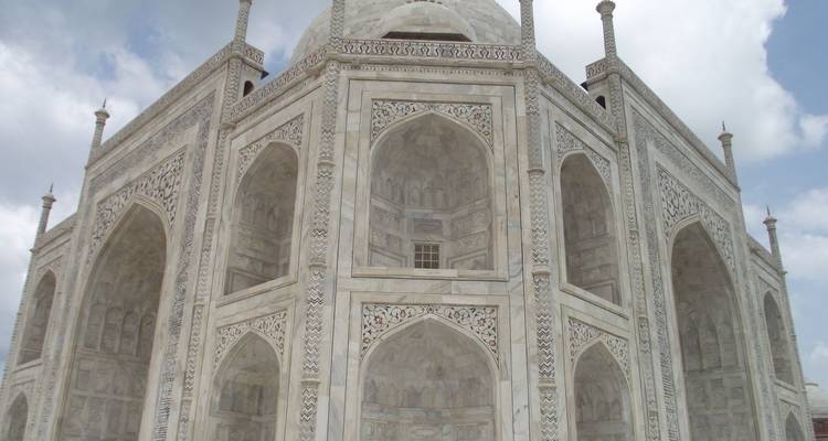 Marvels of North - Golden Triangle with Varanasi & Kolkata - MTA Destination Management Company 3