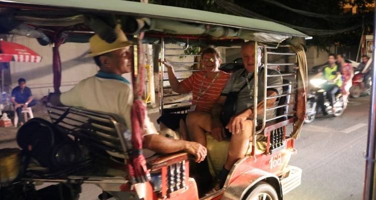 CAMBODIA DISCOVERY SMALL GROUP TOUR - Tweet World Travel 3