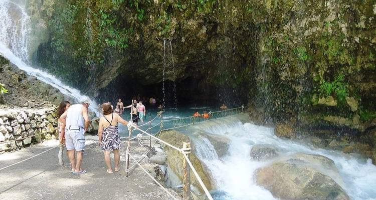 Food Tour Mexico: Enjoy Grutas, Delicious Pulque and Mexican Dishes - Vibe Adventures 4